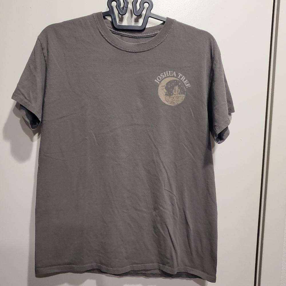 Vinyl Icons Gray Joshua Tree T-Shirt for Men Small